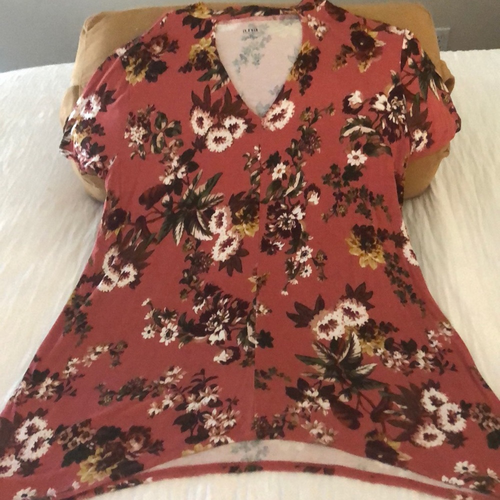 A.N.A Peekaboo-V neckline T-shirt.